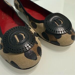 NWOT Vero Cuoio Tan and‎ Black Loafers